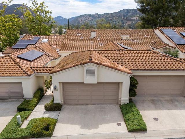 29665 Castle Creek Ln, Escondido, CA 92026