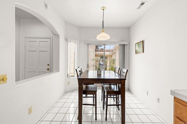 29665 Castle Creek Ln, Escondido, CA 92026