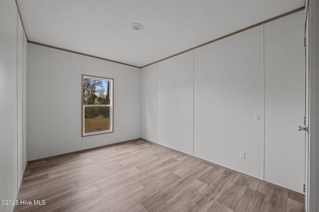 106 Lynnwayne Circle, Havelock, NC 28532