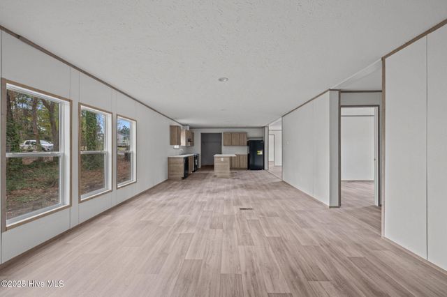 106 Lynnwayne Circle, Havelock, NC 28532