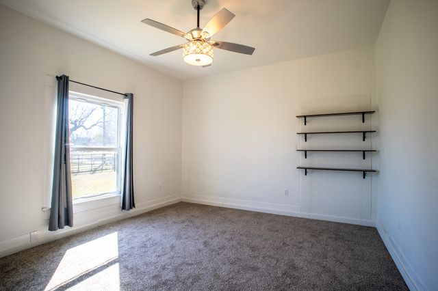 108 S Avenue C, Wortham, TX 76693