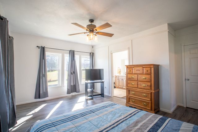 108 S Avenue C, Wortham, TX 76693