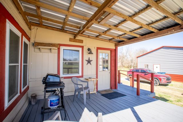 108 S Avenue C, Wortham, TX 76693