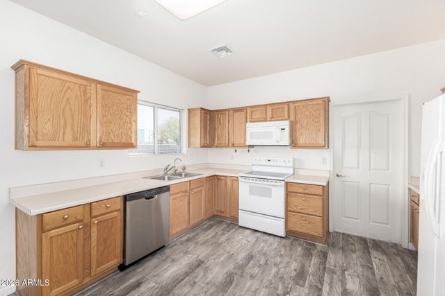 22708 E CARLA VISTA Drive, Mesa, AZ 85212