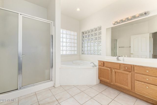 22708 E CARLA VISTA Drive, Mesa, AZ 85212