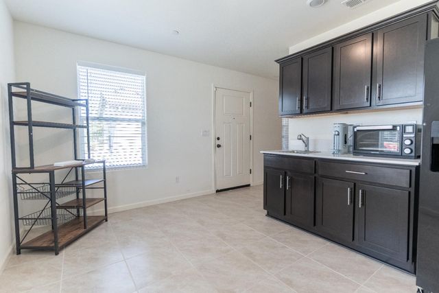 3310 N Church Street, Visalia, CA 93291