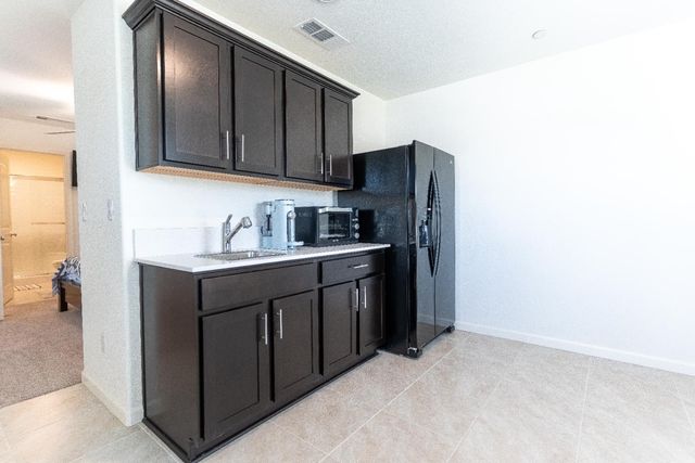 3310 N Church Street, Visalia, CA 93291