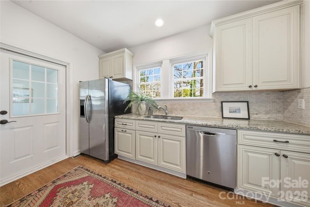 1601 Shamrock Drive, Charlotte, NC 28205