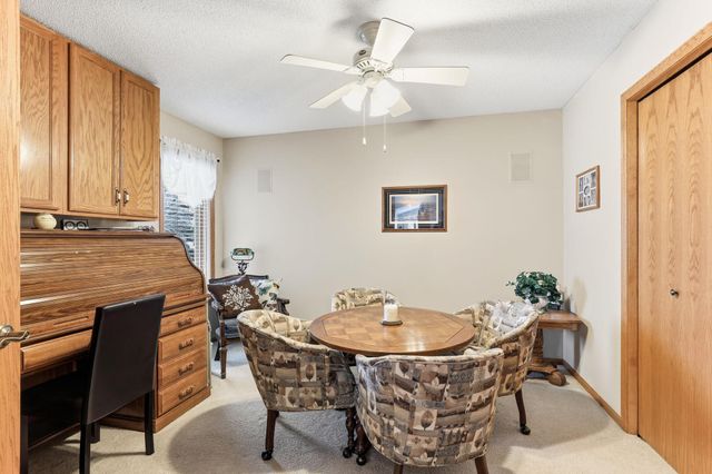 8813 Stonebrooke Court, Woodbury, MN 55125