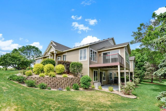 8813 Stonebrooke Court, Woodbury, MN 55125
