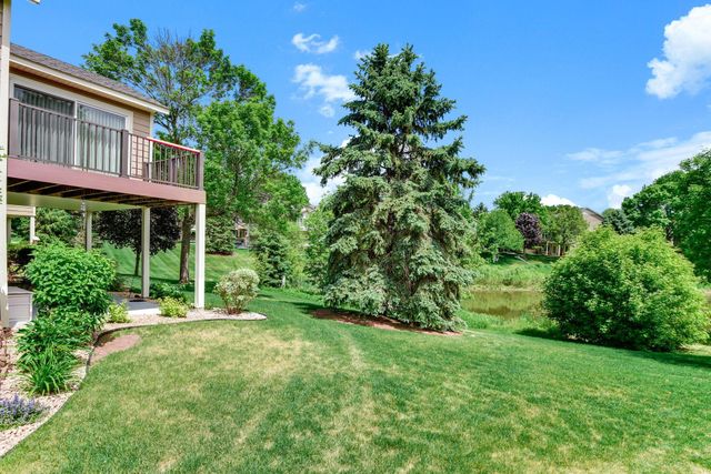 8813 Stonebrooke Court, Woodbury, MN 55125
