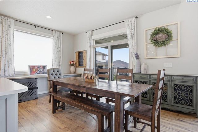 6557 Argos St., West Richland, WA 99353