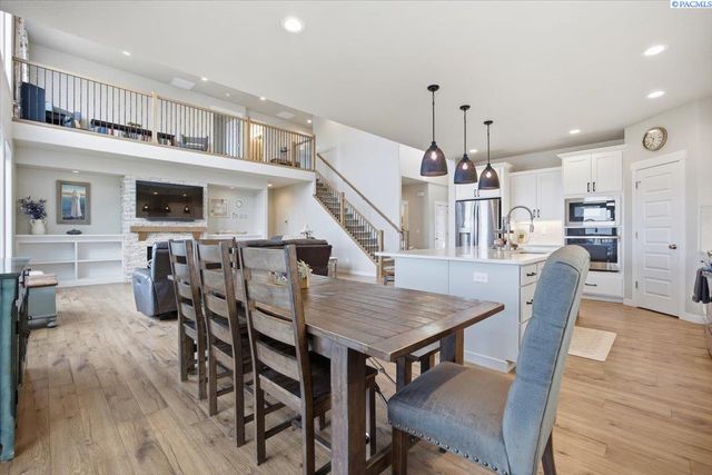 6557 Argos St., West Richland, WA 99353