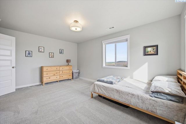 6557 Argos St., West Richland, WA 99353