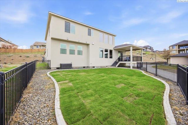 6557 Argos St., West Richland, WA 99353