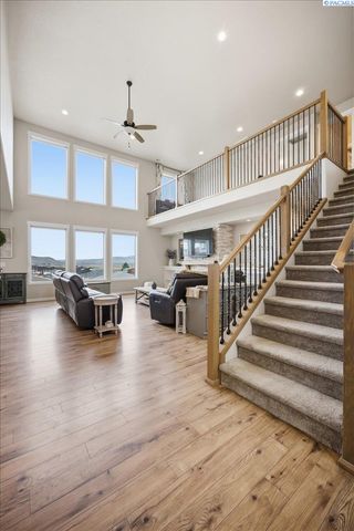 6557 Argos St., West Richland, WA 99353