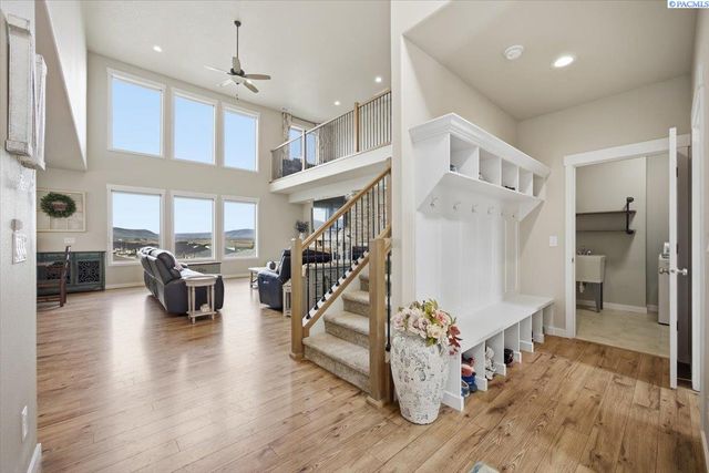 6557 Argos St., West Richland, WA 99353