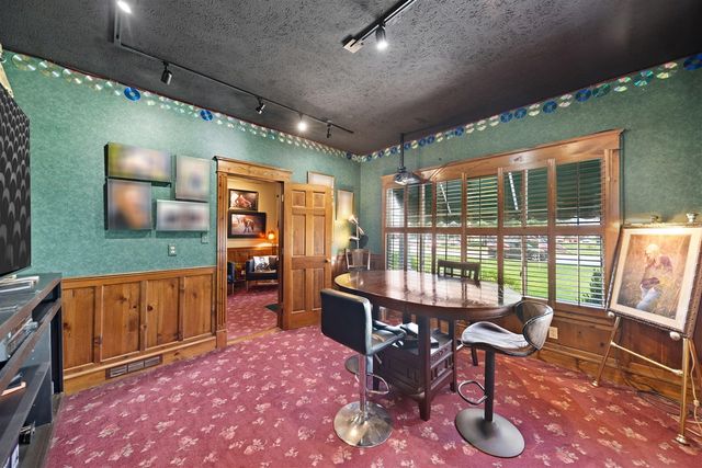 2 E Ash Street, Three Oaks, MI 49128