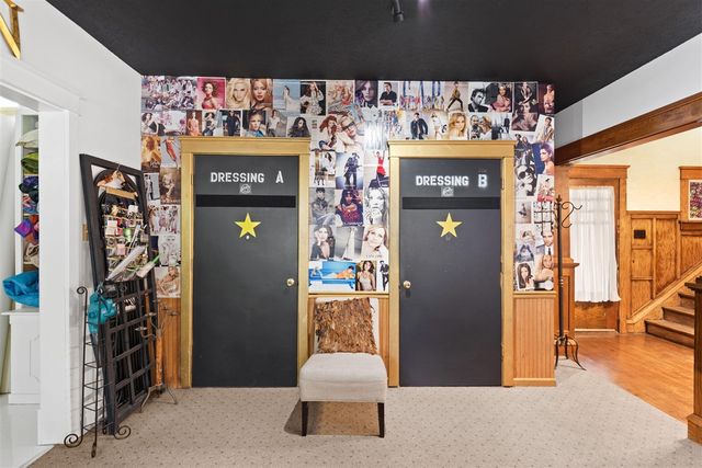 2 E Ash Street, Three Oaks, MI 49128