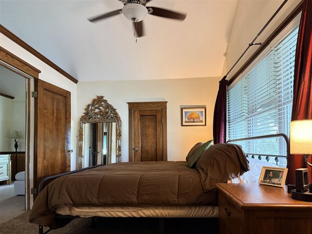 2 E Ash Street, Three Oaks, MI 49128