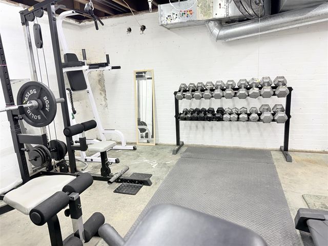 2 E Ash Street, Three Oaks, MI 49128