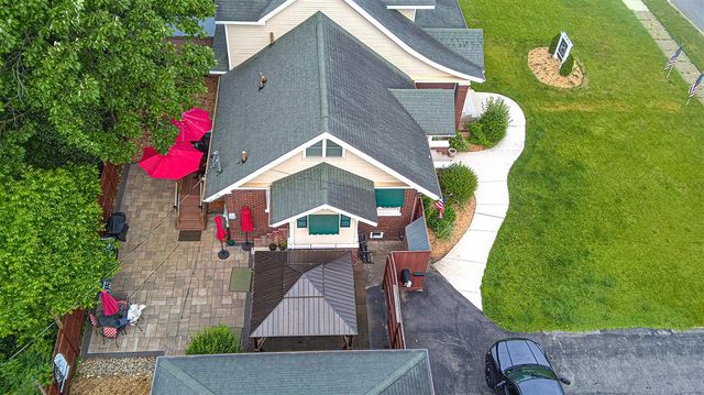 2 E Ash Street, Three Oaks, MI 49128