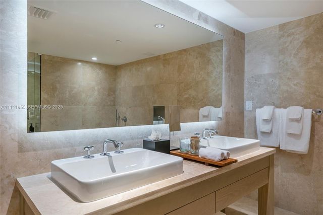 102 24th Street 1144, Miami Beach, FL 33139