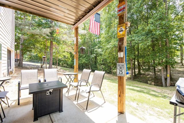 160 Hunting Creek Way, Midland, GA 31820