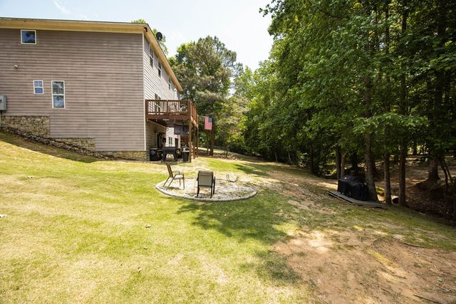 160 Hunting Creek Way, Midland, GA 31820