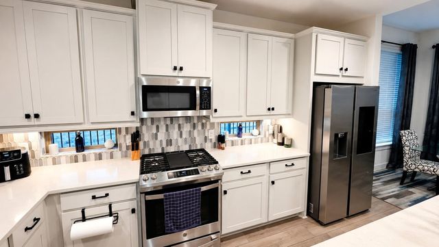937 Newport Creek Drive, Katy, TX 77493