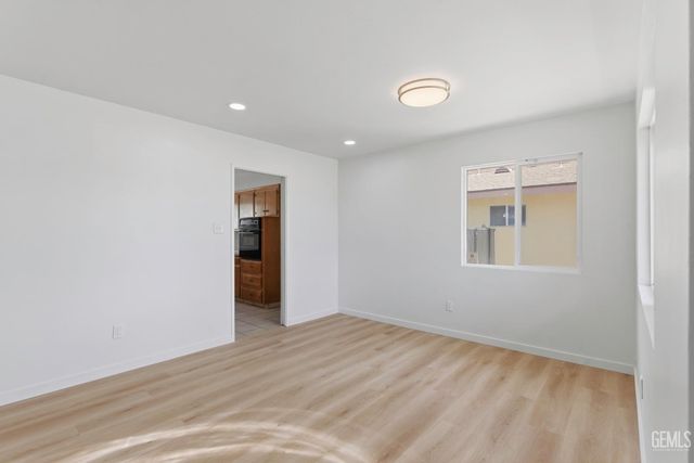 4208 Starling Drive, Bakersfield, CA 93309