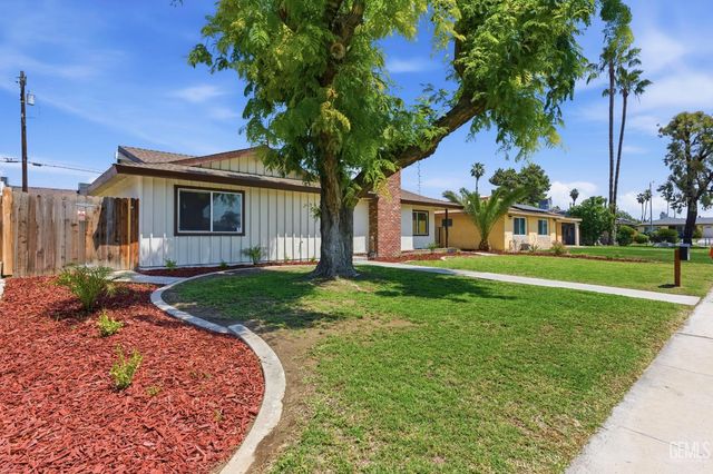 4208 Starling Drive, Bakersfield, CA 93309