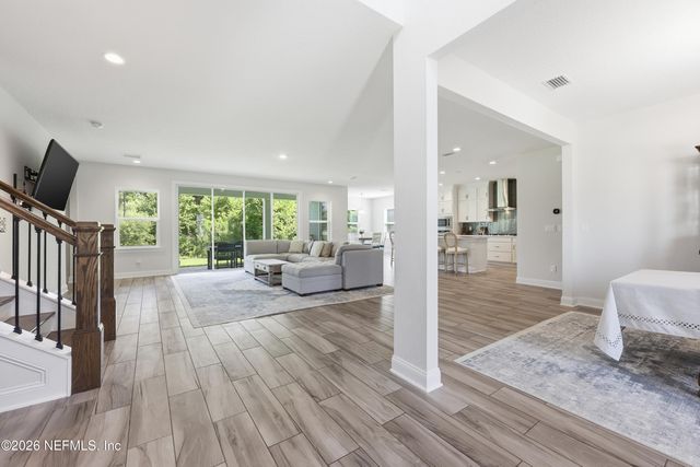 275 RANCH LAND Circle, St. Johns, FL 32259