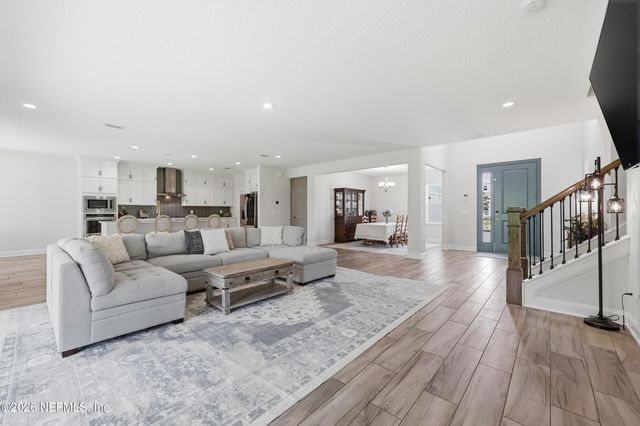 275 RANCH LAND Circle, St. Johns, FL 32259