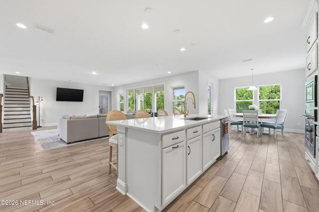 275 RANCH LAND Circle, St. Johns, FL 32259