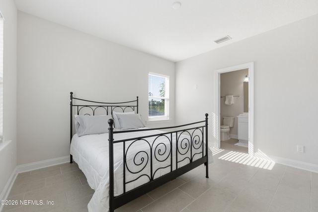 275 RANCH LAND Circle, St. Johns, FL 32259