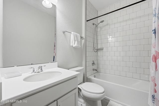 275 RANCH LAND Circle, St. Johns, FL 32259