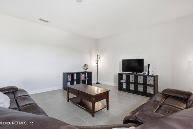 275 RANCH LAND Circle, St. Johns, FL 32259