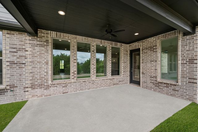 127 Oak Meadow Lane, Weatherford, TX 76085