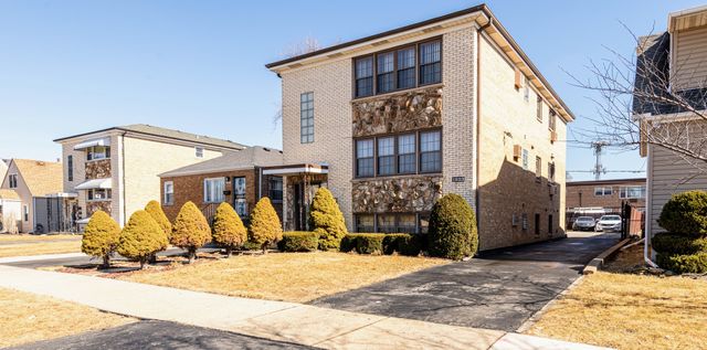 1933 N 18th Avenue, Melrose Park, IL 60160