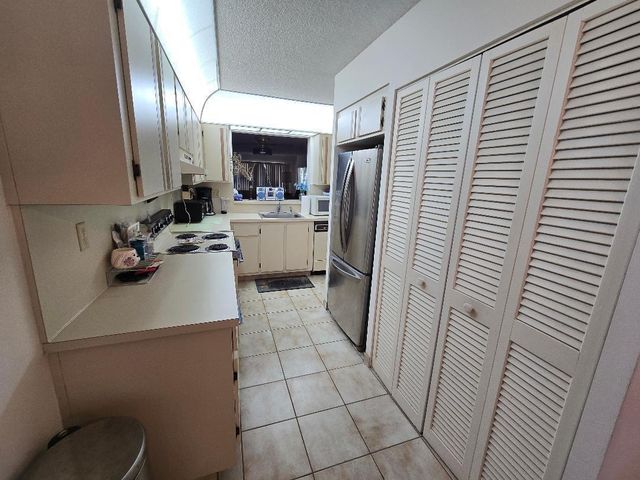 13383 Pineapple Palm Court, Delray Beach, FL 33484