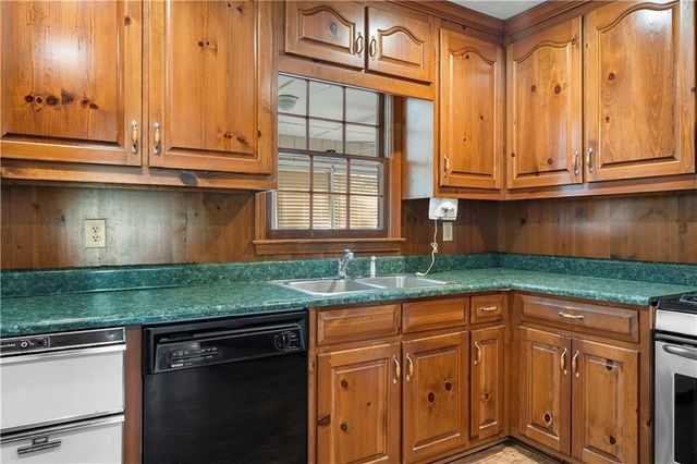 151 Plantation Drive, Fayetteville, GA 30215