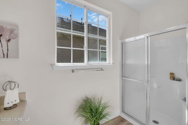 4 Quail Road, Barnegat, NJ 08005