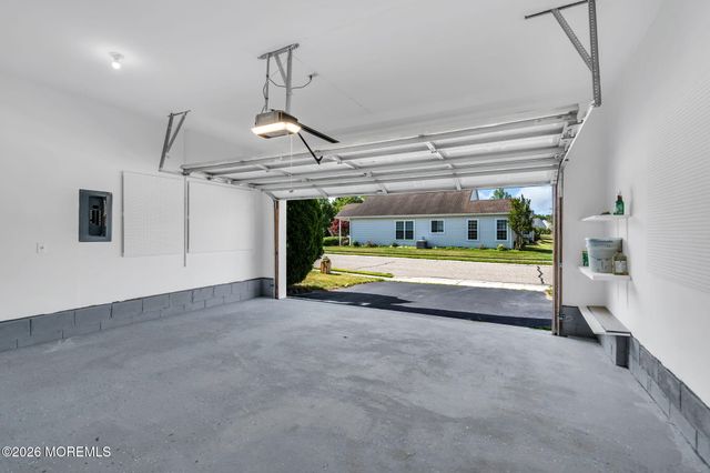 4 Quail Road, Barnegat, NJ 08005