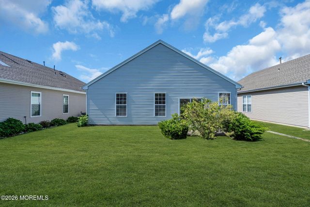 4 Quail Road, Barnegat, NJ 08005