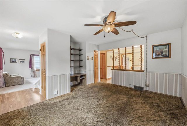 1542 N Lakeview AVENUE, Port Washington, WI 53074