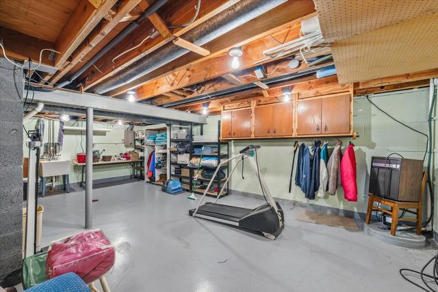 1542 N Lakeview AVENUE, Port Washington, WI 53074