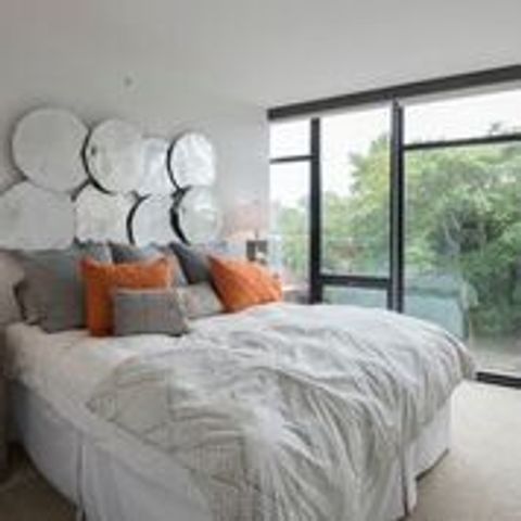 847 CHICAGO Avenue 607, Evanston, IL 60202