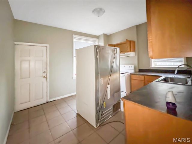 6220 Vermont Avenue, St Louis, MO 63111