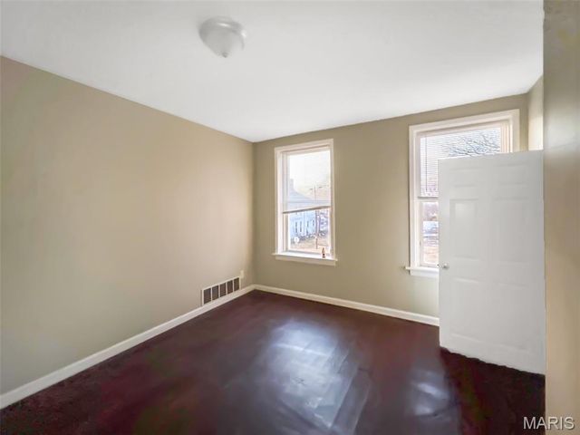 6220 Vermont Avenue, St Louis, MO 63111